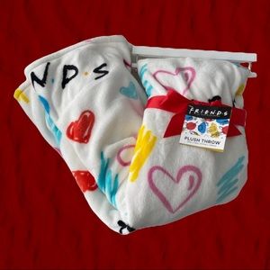 “FRIENDS” TV show plush oversized 60x70 throw